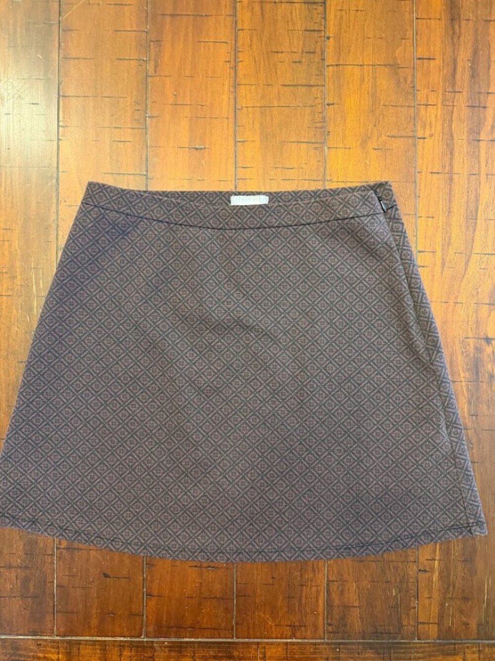 Urban Outfitters/Cooperative Geometric mini skirt sz 6